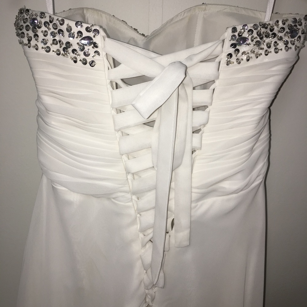 PROM DRESS! - Picture 4 of 6